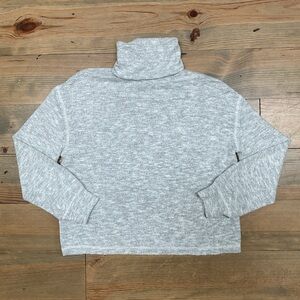 ‼️UNIVERSAL THREADS OVERSIZED TURTLENECK SWEATER‼️